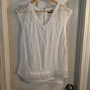 Sleeveless blouse